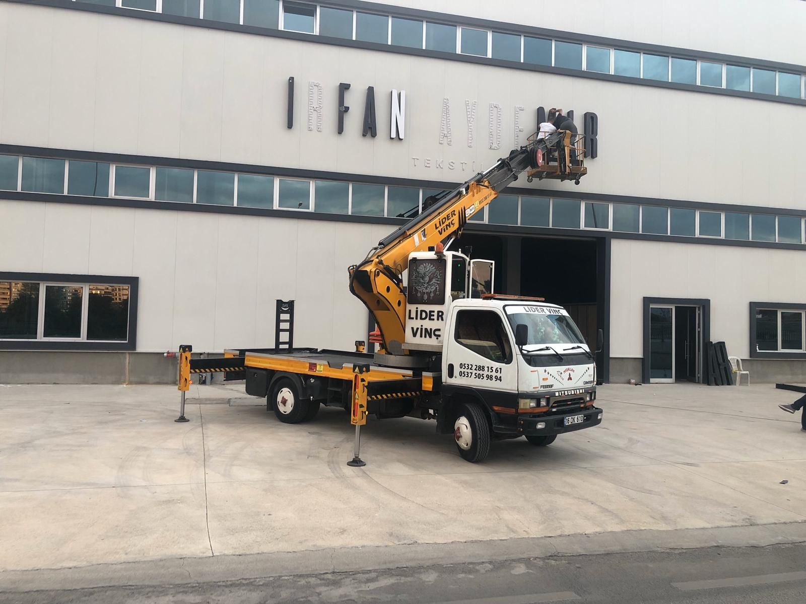 İRFAN AYDEMİR Tekstil Tabela Montajı