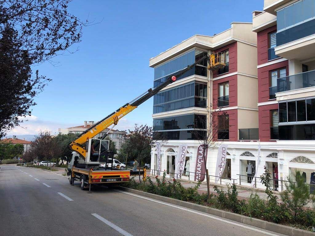 Bursa Osmangazi Sepetli Vinç Kiralama